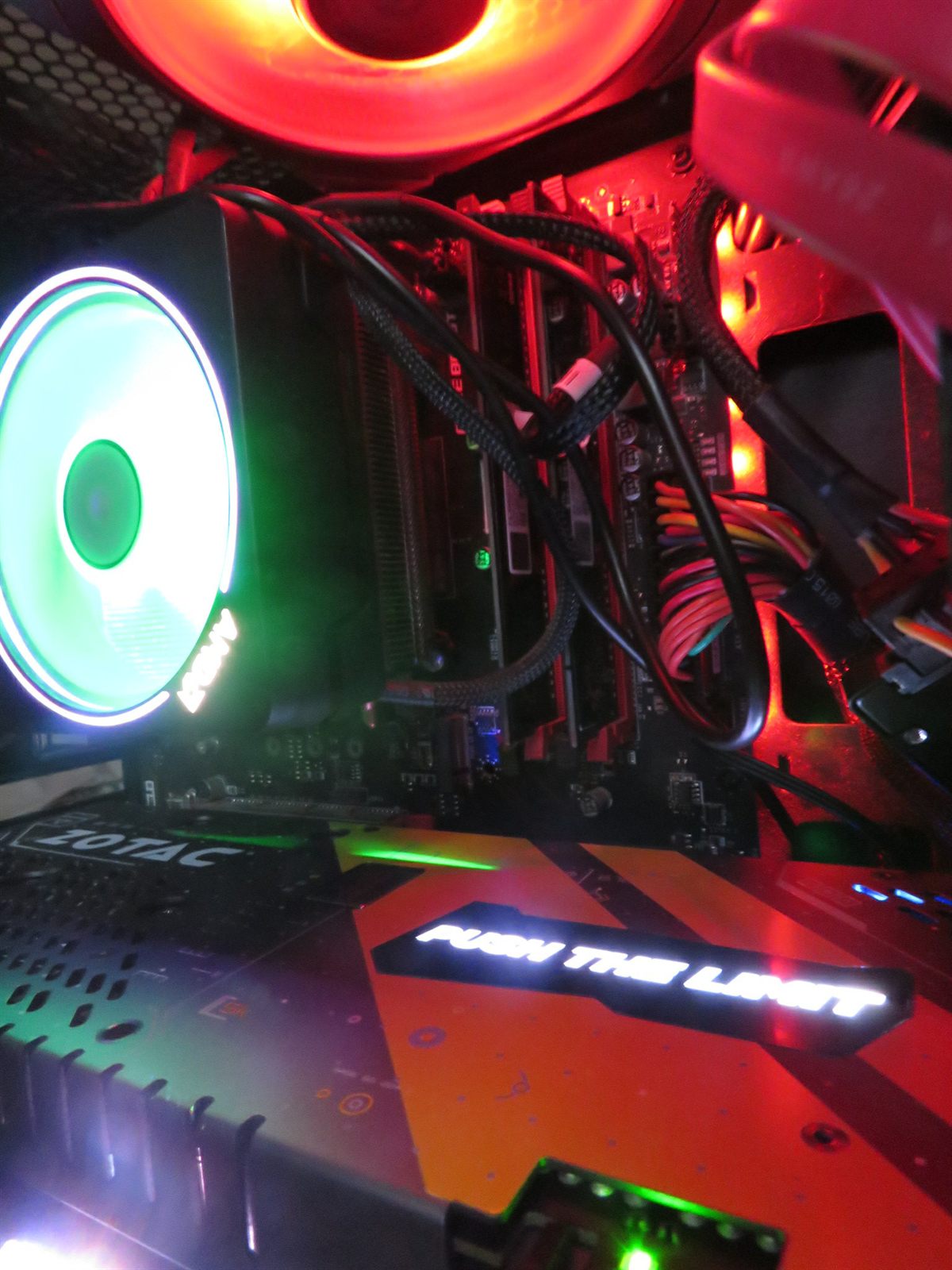 PC Gamer Ryzen 7 2700X GTX 1070 16 Go DDR4 SSD 256 Go + 1 To W11 06